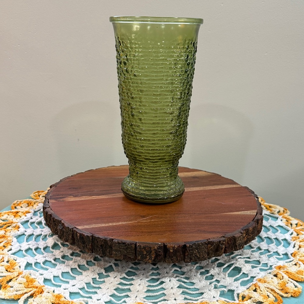 Anchor Hocking Olive Textured Vase